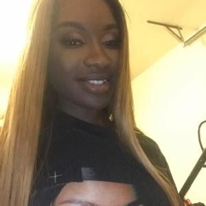 Meet your Posher, Kay